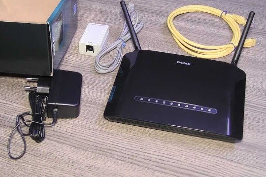 D-Link WIFI Router DSL-2750U (N300) FOR SALE