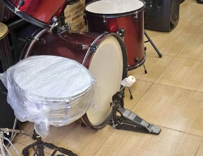 DRUMS SET WITH CYMPLES FOR SALE