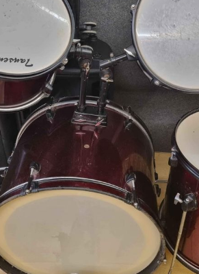 DRUMS SET WITH CYMPLES FOR SALE