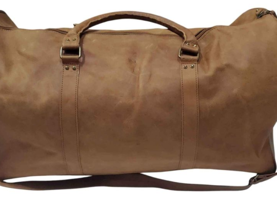 Pure cow leather made Duffle bag big size For Sale