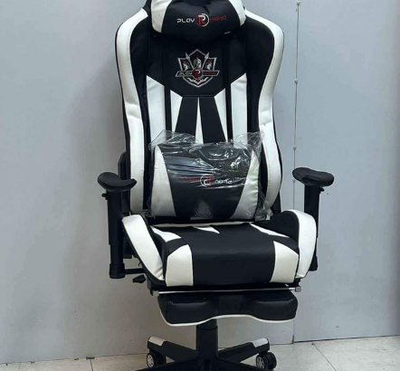 Gaming chair White black with footrest for sale