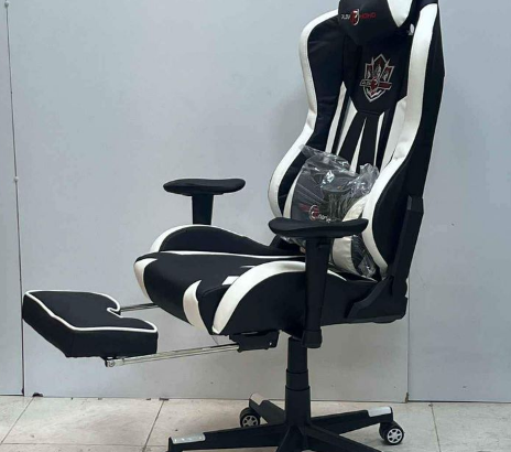 Gaming chair White black with footrest for sale