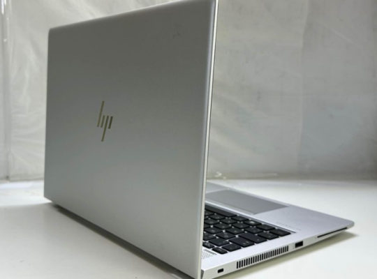 HP ELITEBOOK 840 G5. Core i5 8th Gen