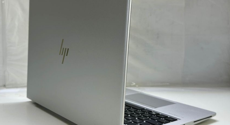 HP ELITEBOOK 840 G5. Core i5 8th Gen