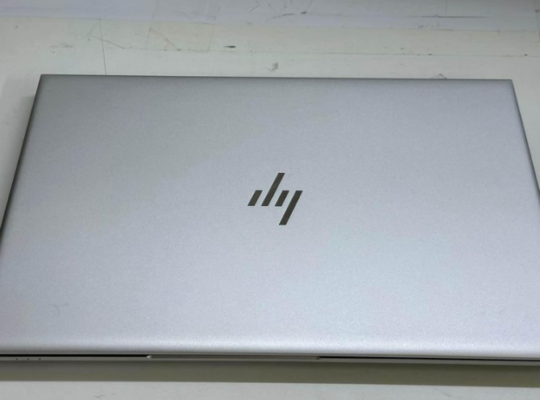 HP ELITEBOOK 840 G5. Core i5 8th Gen