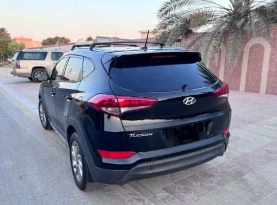 Hyundai Tucson LIMITED 2.0 2017 US Specs For Sale