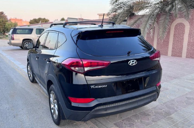 Hyundai Tucson LIMITED 2.0 2017 US Specs For Sale