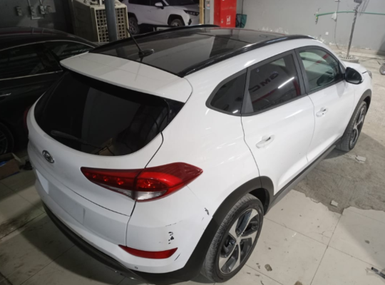 Hyundai Tucson 2017 model imported for sale