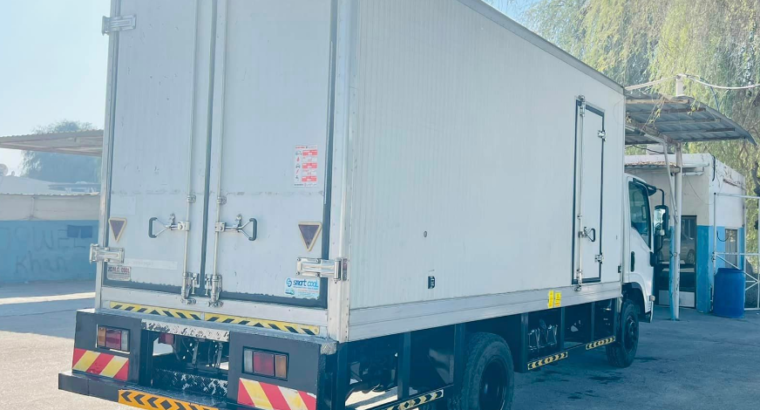 Isuzu NPR 16 Feet Chiller 3 Ton Gcc For Sale