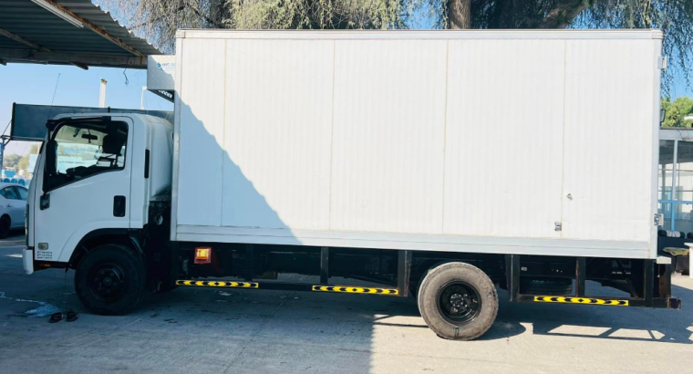 Isuzu NPR 16 Feet Chiller 3 Ton Gcc For Sale