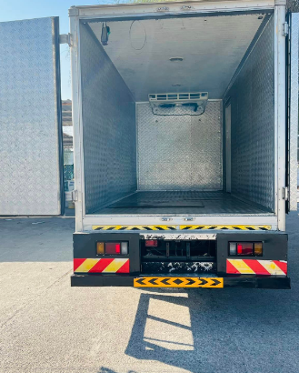 Isuzu NPR 16 Feet Chiller 3 Ton Gcc For Sale