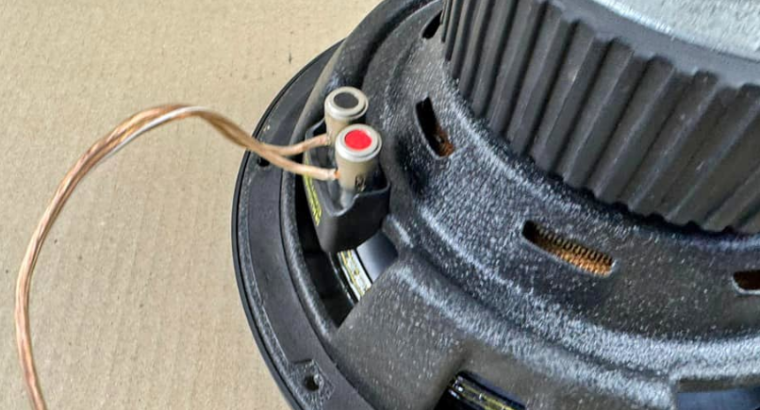 Kicker woofer 10 inch for sale