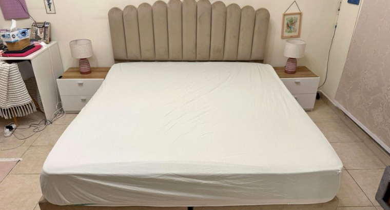 King Bed + Side Tables + Table Lamps For Sale