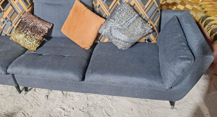 L shape sofa in excellent condition for sale
