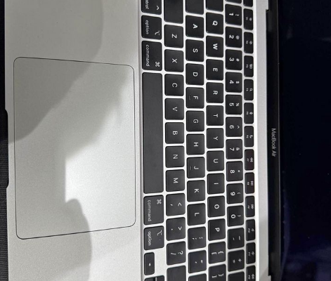 Macbook Air M1 2020 256 GB for sale