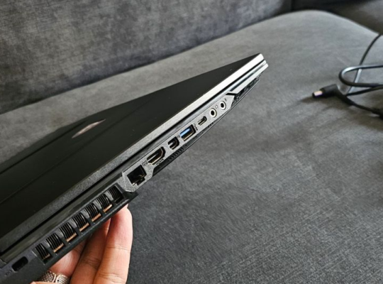 Gaming Laptop 10th GEN 32gb ram 6gb Nvidia 144hz d