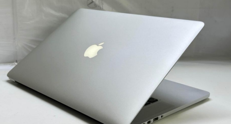 MacBook Pro Retina Core i7 2015 For Sale