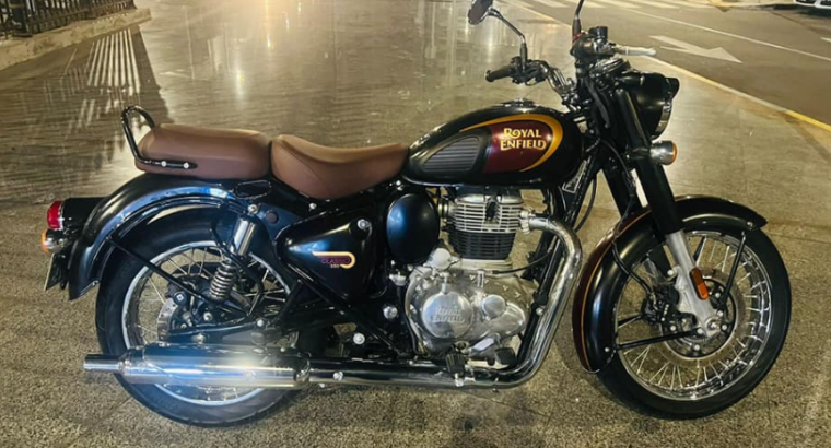 Royal Enfield 350 cc Classis 2022 In excellent con