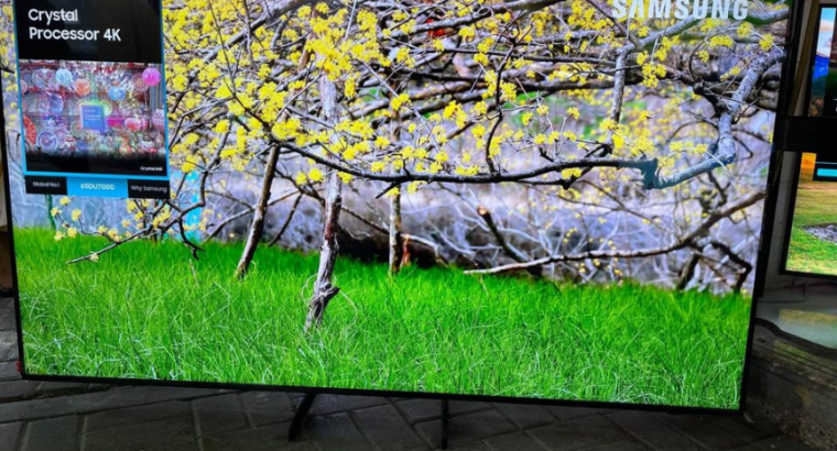 Samsung 65 inch smart 4K tv for sale