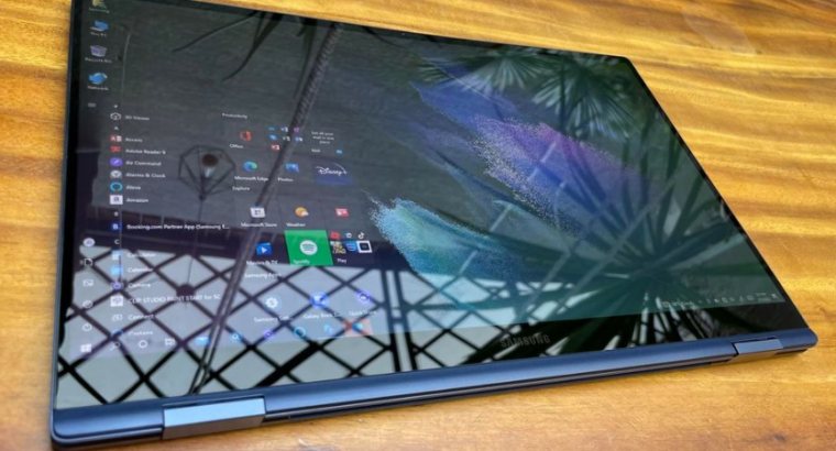 Samsung Galaxy Book PRO 15 X360 – OLED Touch For S