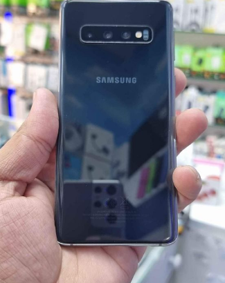 Samsung s10 tra dual sim For Sale