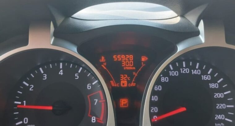 Nissan Juke 2015 Gcc full option for sale