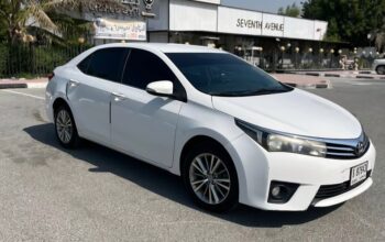 Toyota Corolla SE+ 2.0 full option 2016 Gcc