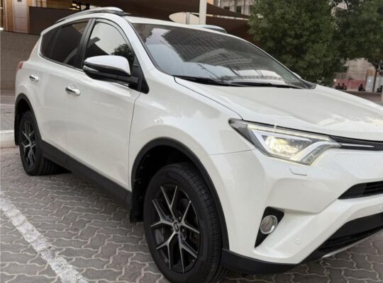 Toyota Rav4 full option 2018 Gcc for sale