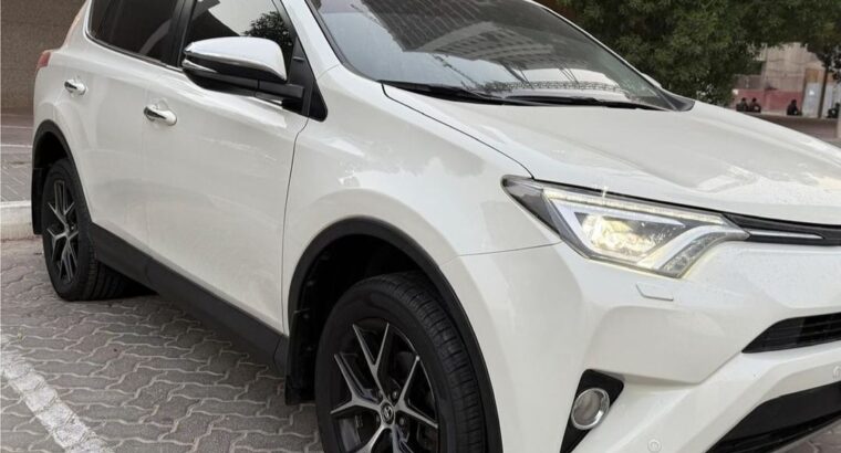Toyota Rav4 full option 2018 Gcc for sale