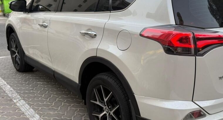 Toyota Rav4 full option 2018 Gcc for sale