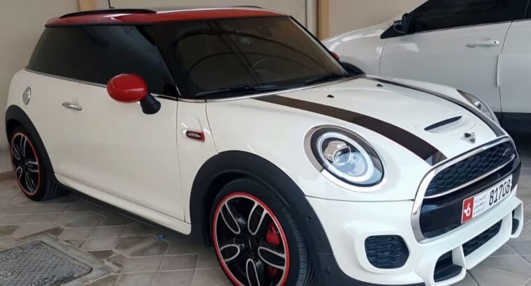 Mini Cooper S coupe JCW 2019 Gcc for sale