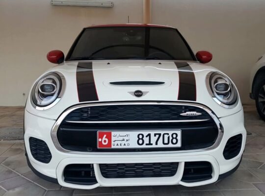 Mini Cooper S coupe JCW 2019 Gcc for sale