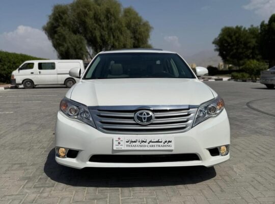 Toyota Avalon limited 2011 USA imported for sale