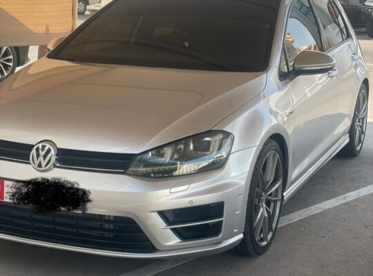 Volkswagen Golf R 2016 Gcc for sale