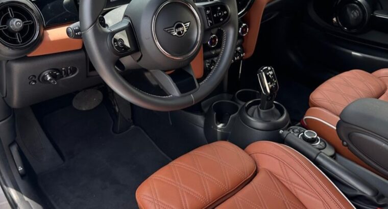 Mini Cooper S coupe 2023 Gcc full option