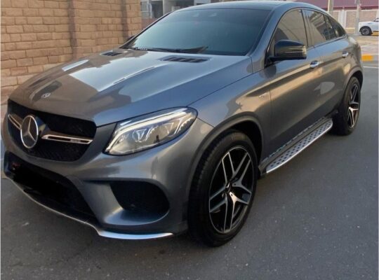 Mercedes GLE43 AMG full option 2018 Gcc