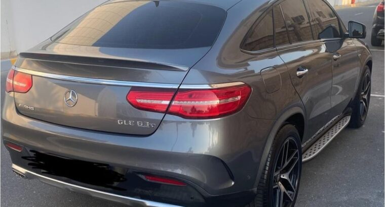 Mercedes GLE43 AMG full option 2018 Gcc