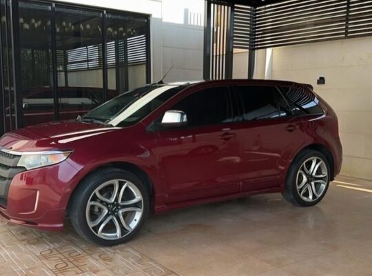 Ford Edge sport 2013 Gcc full option for sale