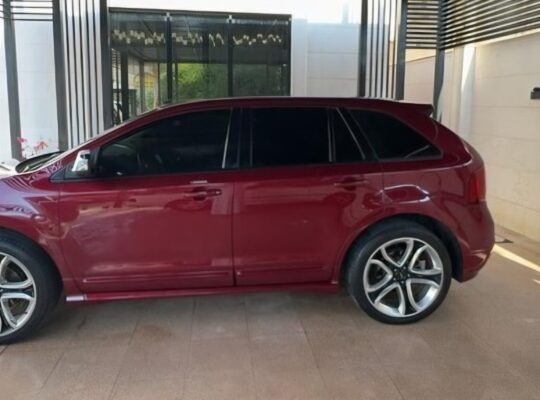 Ford Edge sport 2013 Gcc full option for sale