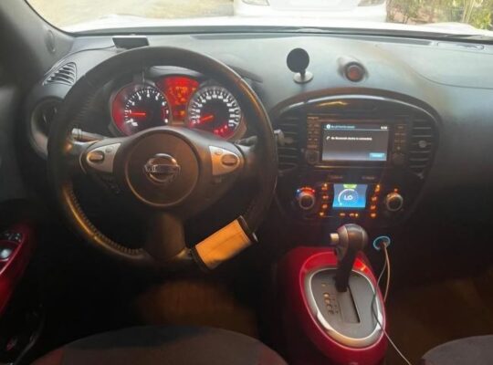 Nissan juke full option 2015 Gcc for sale