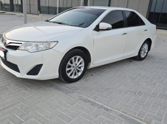 Toyota Camry full option 2015 60TH for sale