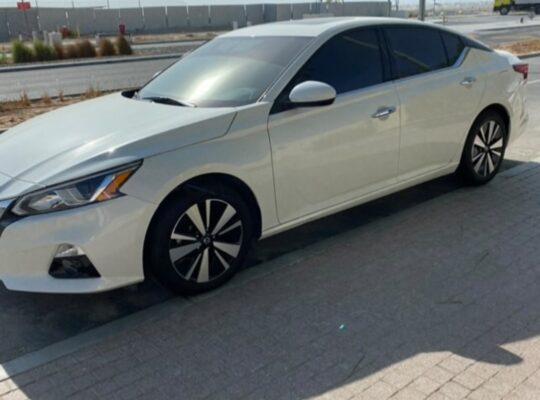 Nissan Altima SV 2021 Gcc for sale