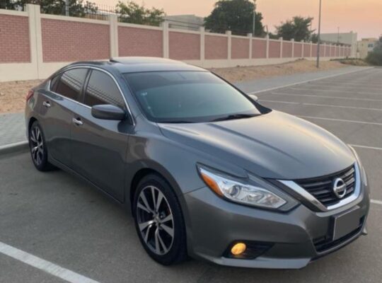 Nissan altima Sv 2017 full option USA imported