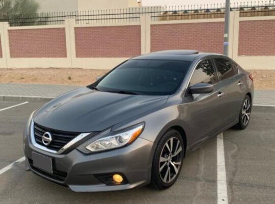 Nissan altima Sv 2017 full option USA imported