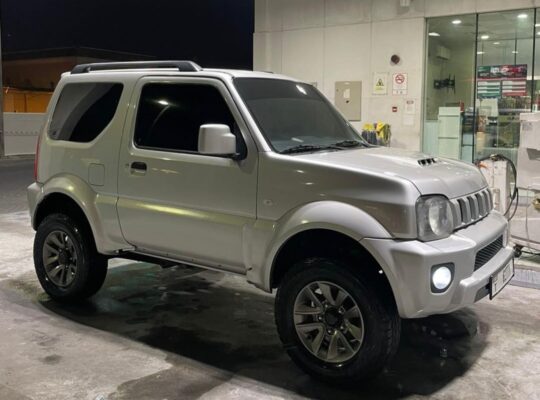 Suzuki jimny 2015 Gcc in good condition