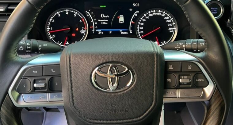 Toyota Land cruiser vxr 2023 full option Gcc