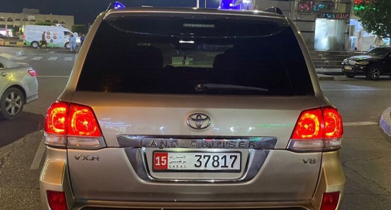 Toyota Land cruiser vxr 2010 full option for sale
