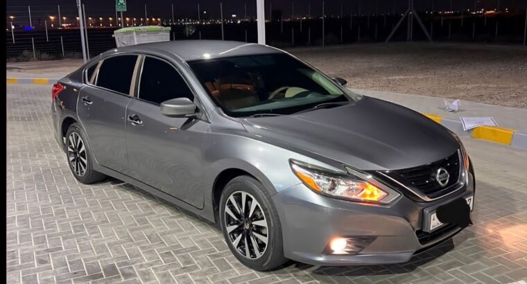 Nissan Altima SV 2018 Gcc for sale