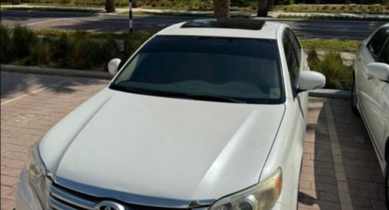 Toyota Avalon limited 2011 Gcc for sale
