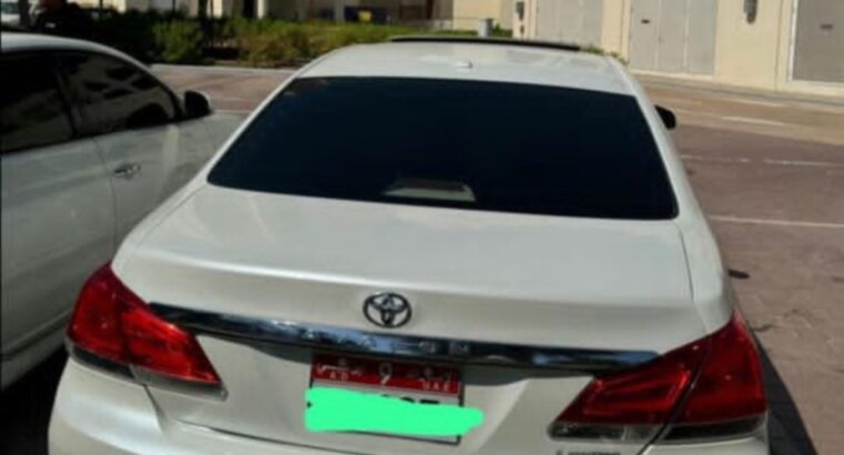 Toyota Avalon limited 2011 Gcc for sale